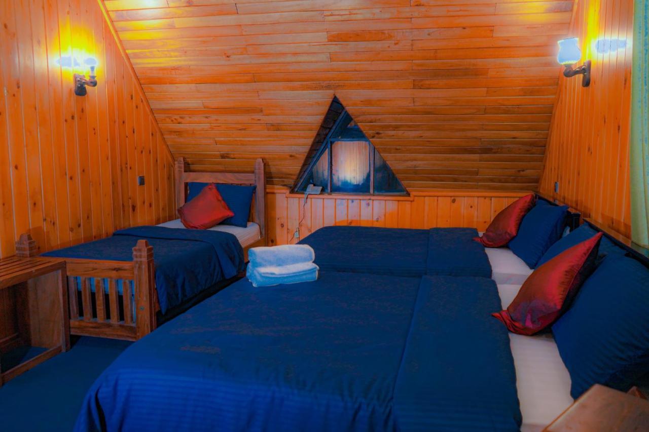 فندق Blue Moon Residency نوفارا إيلِيا المظهر الخارجي الصورة