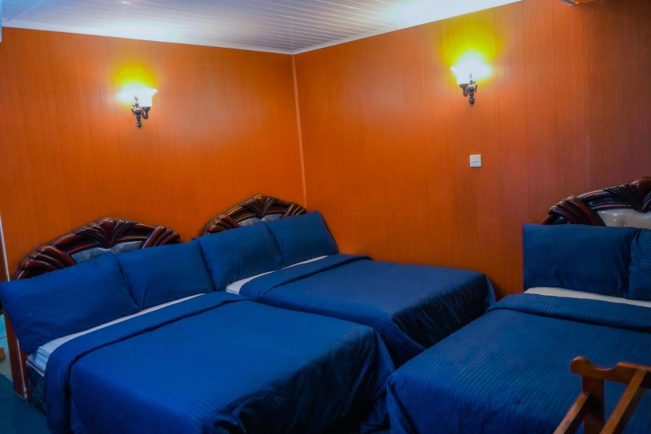 فندق Blue Moon Residency نوفارا إيلِيا المظهر الخارجي الصورة