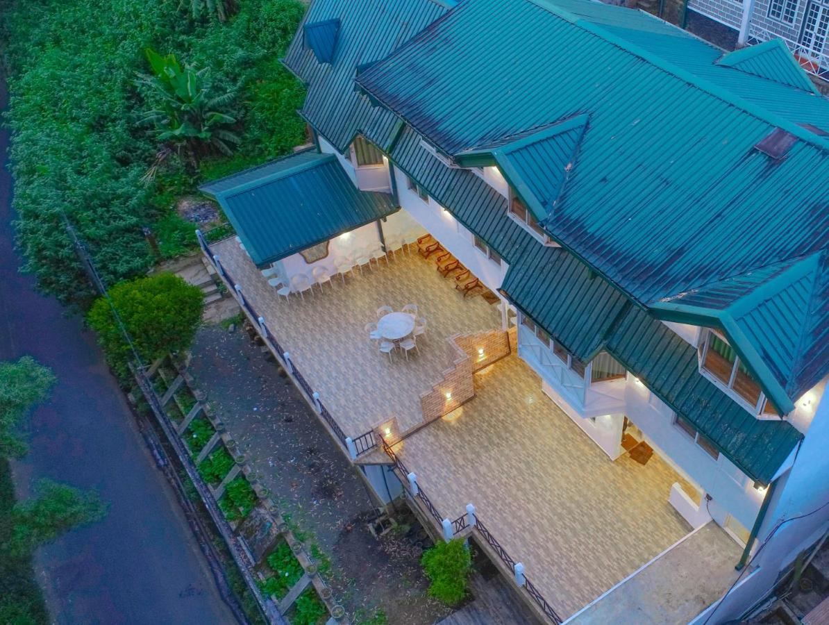 فندق Blue Moon Residency نوفارا إيلِيا المظهر الخارجي الصورة