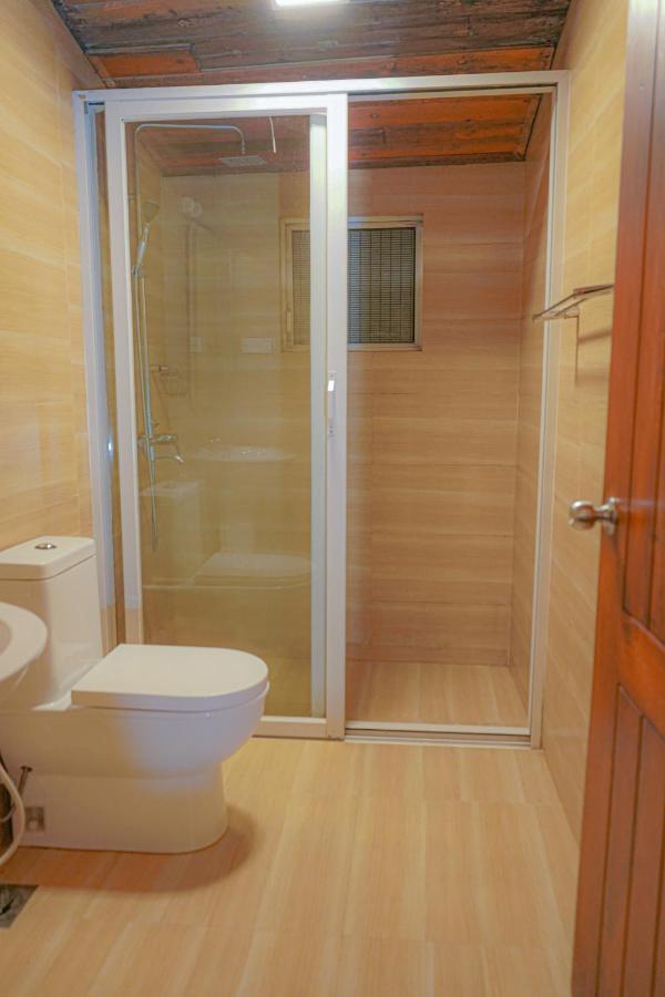فندق Blue Moon Residency نوفارا إيلِيا المظهر الخارجي الصورة